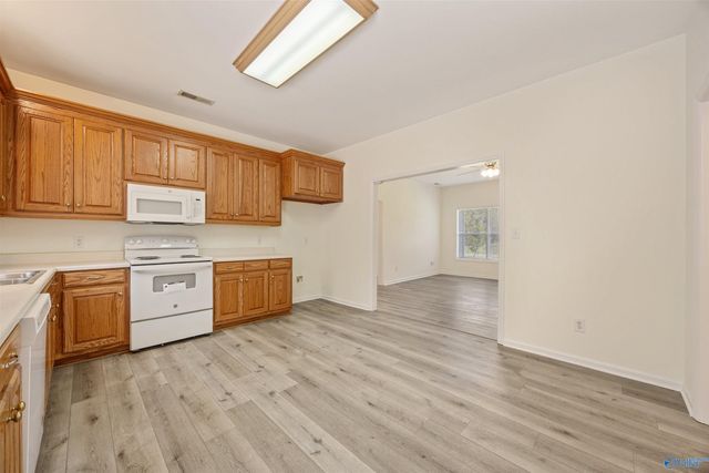 1386 Harvest Road, Harvest, AL 35749