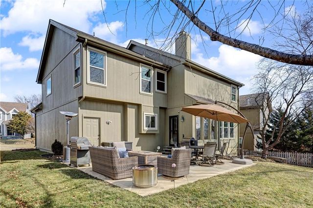 13935 W 71st Place, Shawnee, KS 66216