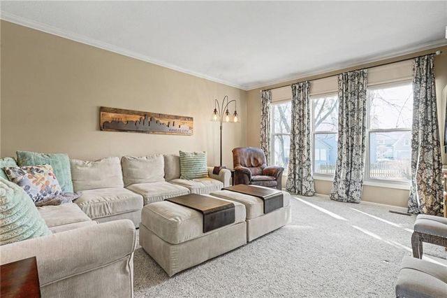 13935 W 71st Place, Shawnee, KS 66216