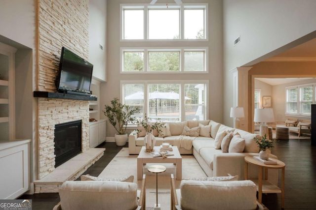 5475 Summit Oak Drive, Milton, GA 30004