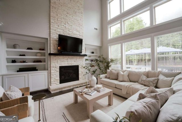 5475 Summit Oak Drive, Milton, GA 30004