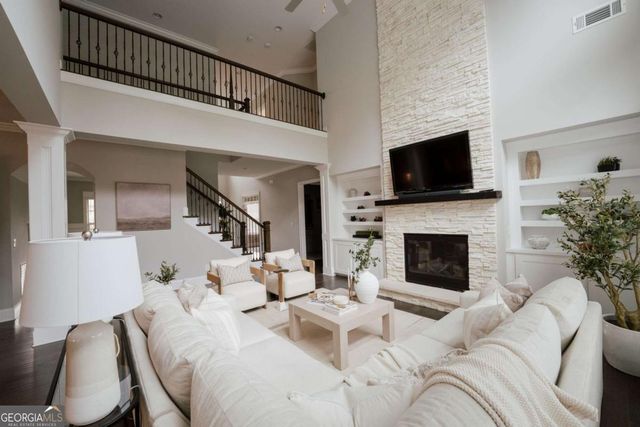 5475 Summit Oak Drive, Milton, GA 30004