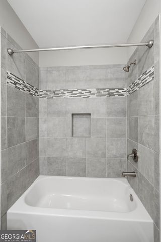 5475 Summit Oak Drive, Milton, GA 30004