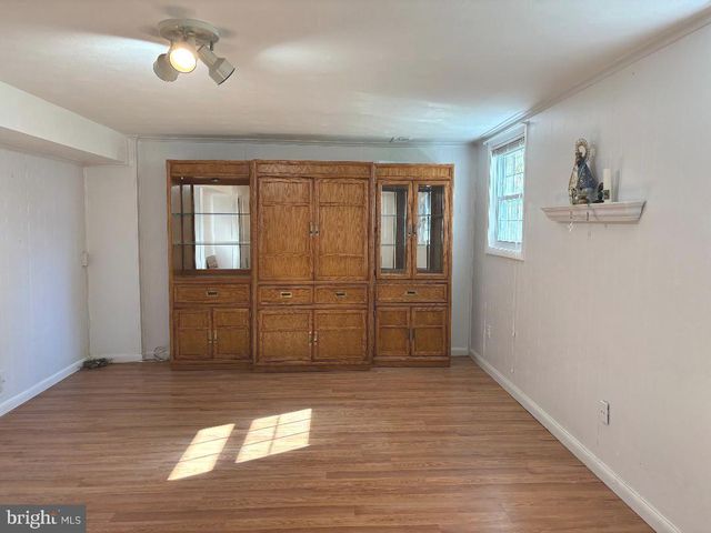 5315 MANORFIELD RD, Rockville, MD 20853