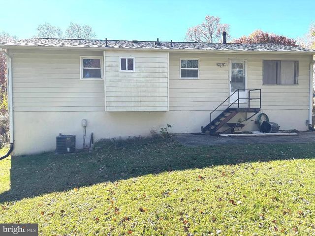 5315 MANORFIELD RD, Rockville, MD 20853