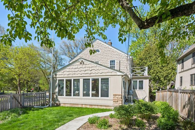 2720 Sunset Boulevard, Minneapolis, MN 55416