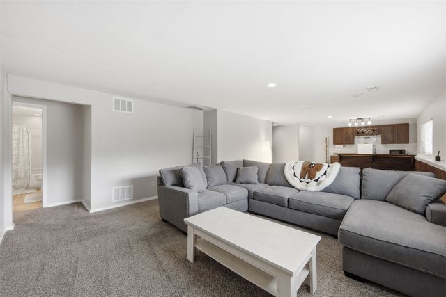 13302 E Laguna, Wichita, KS 67230