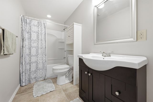 13302 E Laguna, Wichita, KS 67230