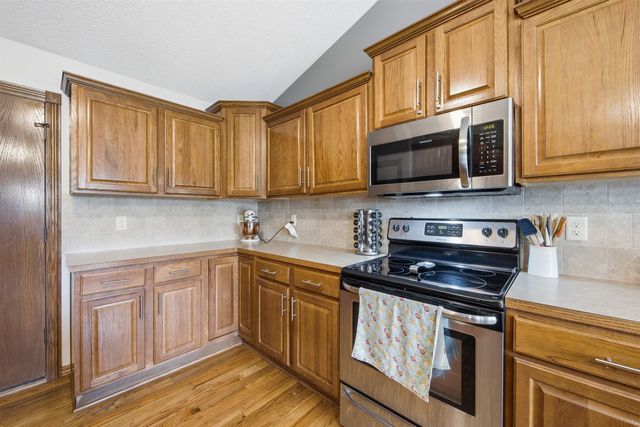 13302 E Laguna, Wichita, KS 67230