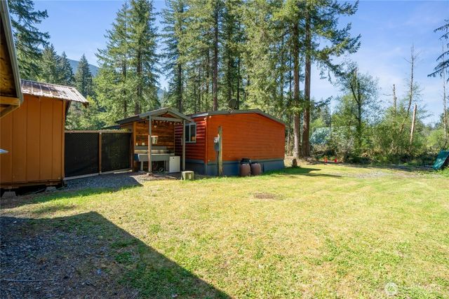 271 Skate Creek Road, Ashford, WA 98304