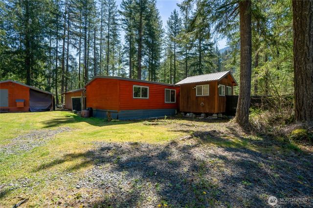 271 Skate Creek Road, Ashford, WA 98304