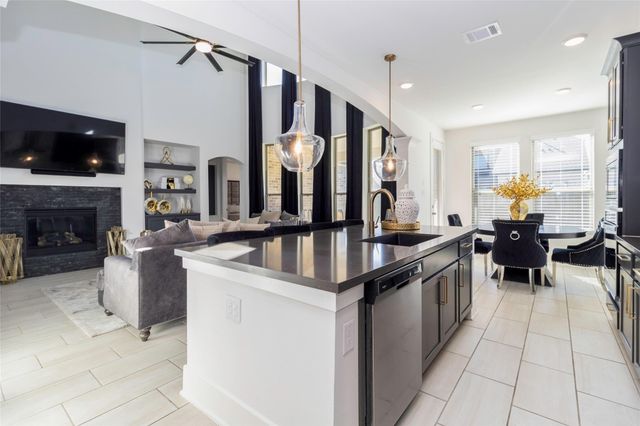 13709 Sorico Bay Drive, Texas City, TX 77568