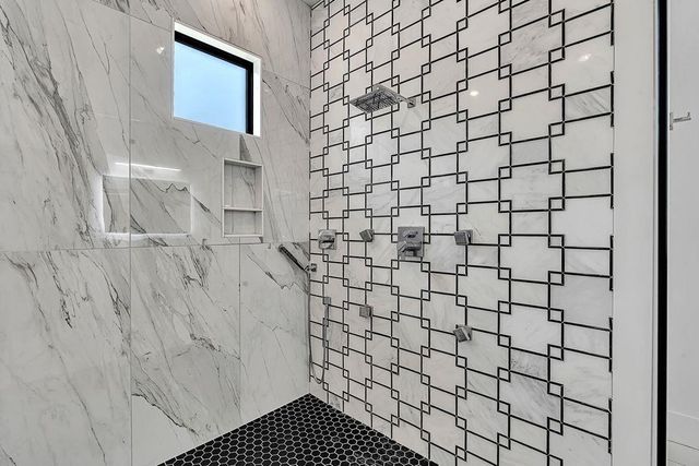 125 Beavers Bend, Marshall, TX 75672