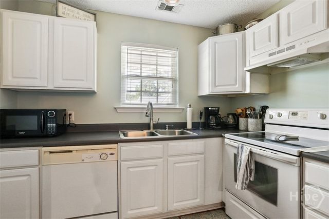 310 Tibet Avenue 26, Savannah, GA 31406
