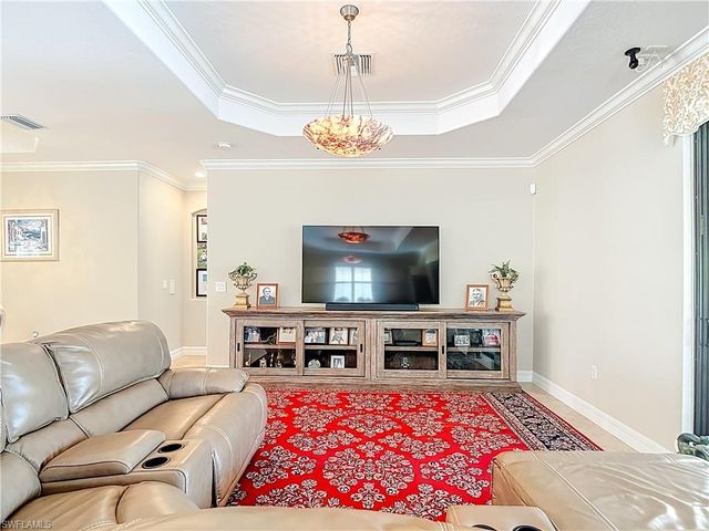 9250 VENETO PL, Naples, FL 34113