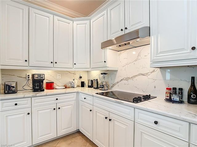 9250 VENETO PL, Naples, FL 34113