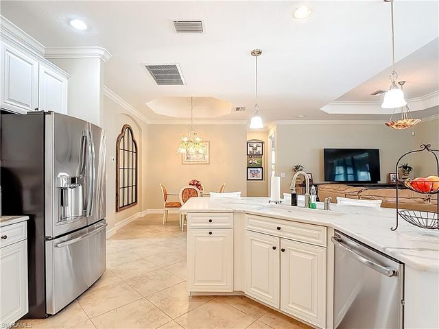 9250 VENETO PL, Naples, FL 34113