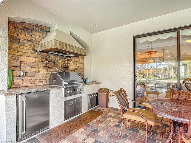 9250 VENETO PL, Naples, FL 34113