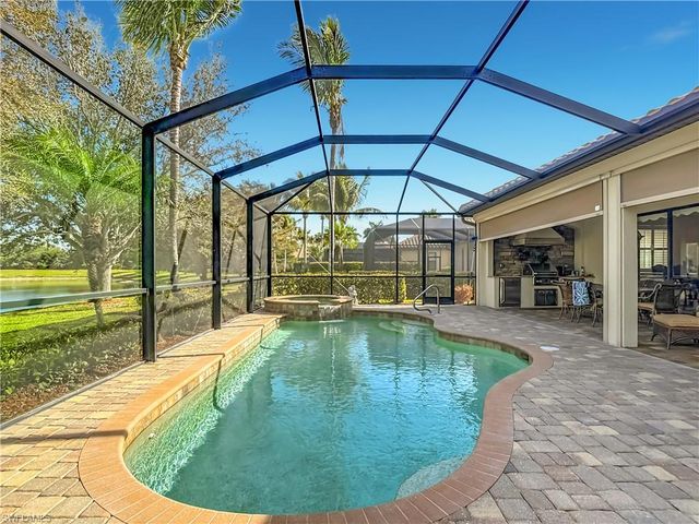 9250 VENETO PL, Naples, FL 34113