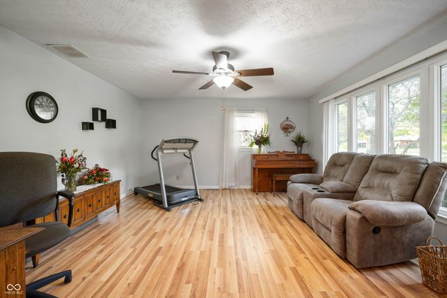 3218 S 380 E, Anderson, IN 46017