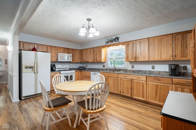 3218 S 380 E, Anderson, IN 46017