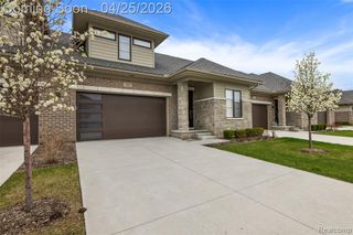 7487 Gramercy Circle, West Bloomfield, MI 48322