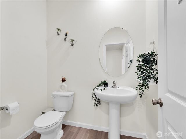 6412 121st Avenue E, Puyallup, WA 98372