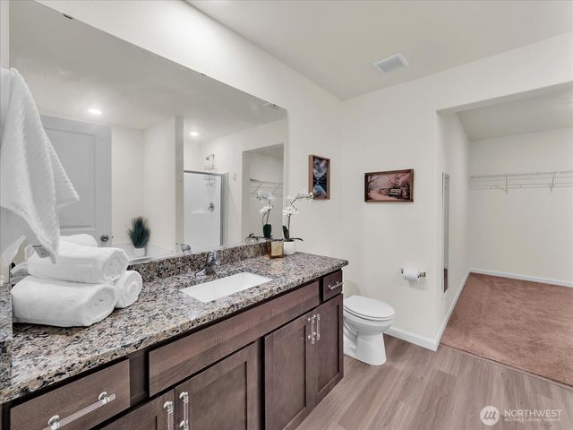 6412 121st Avenue E, Puyallup, WA 98372