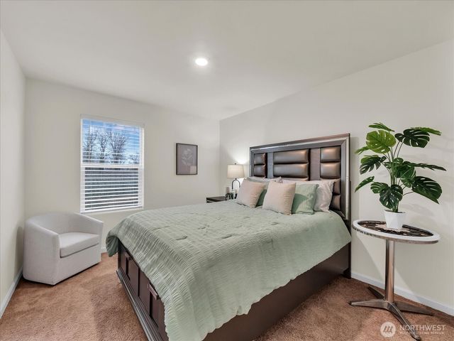 6412 121st Avenue E, Puyallup, WA 98372