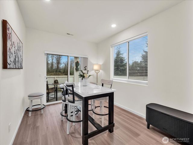 6412 121st Avenue E, Puyallup, WA 98372