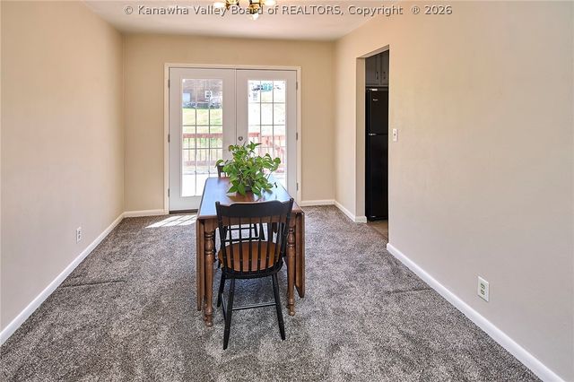 287 Oakmont Drive, Poca, WV 25159