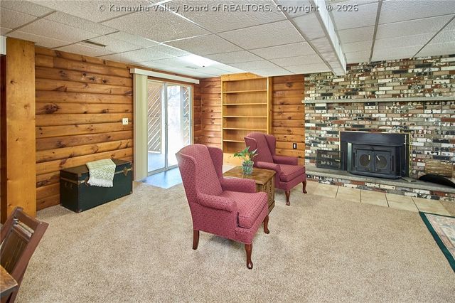 287 Oakmont Drive, Poca, WV 25159