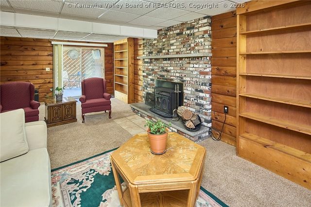 287 Oakmont Drive, Poca, WV 25159