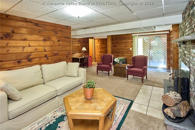 287 Oakmont Drive, Poca, WV 25159