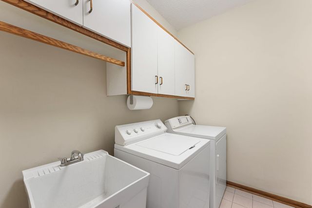 5498 Maple Ridge Court, Hopkins, MN 55343