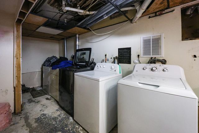 212-218 Lowell St, Fall River, MA 02721