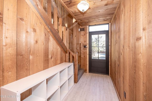 7417 Bluff Point Road, Gautier, MS 39553