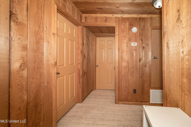 7417 Bluff Point Road, Gautier, MS 39553