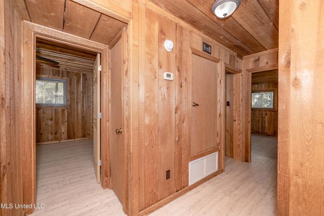 7417 Bluff Point Road, Gautier, MS 39553