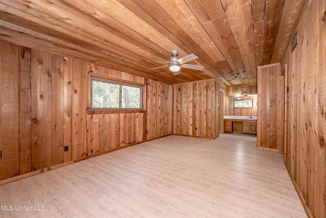 7417 Bluff Point Road, Gautier, MS 39553