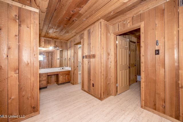 7417 Bluff Point Road, Gautier, MS 39553