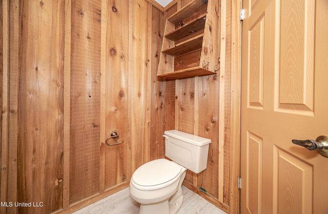 7417 Bluff Point Road, Gautier, MS 39553