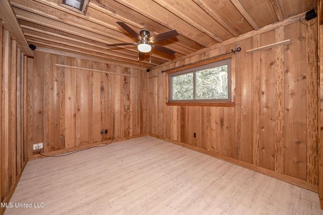 7417 Bluff Point Road, Gautier, MS 39553