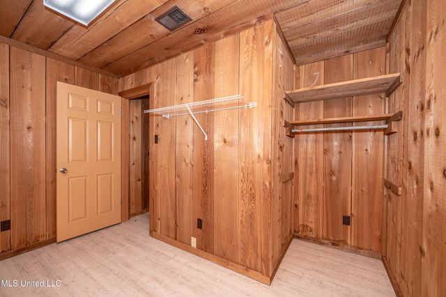 7417 Bluff Point Road, Gautier, MS 39553