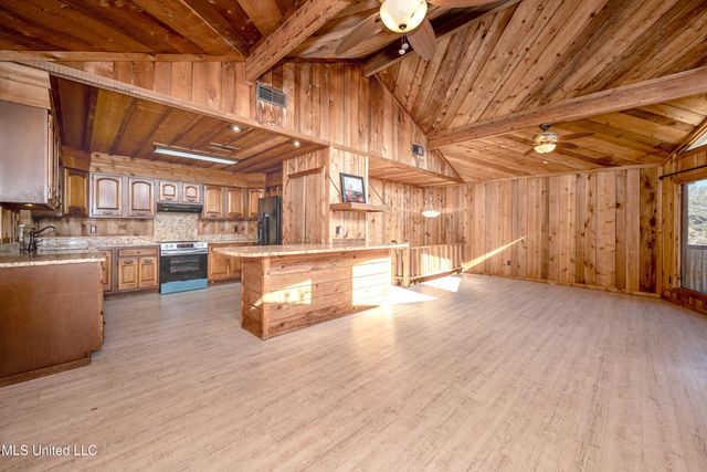 7417 Bluff Point Road, Gautier, MS 39553