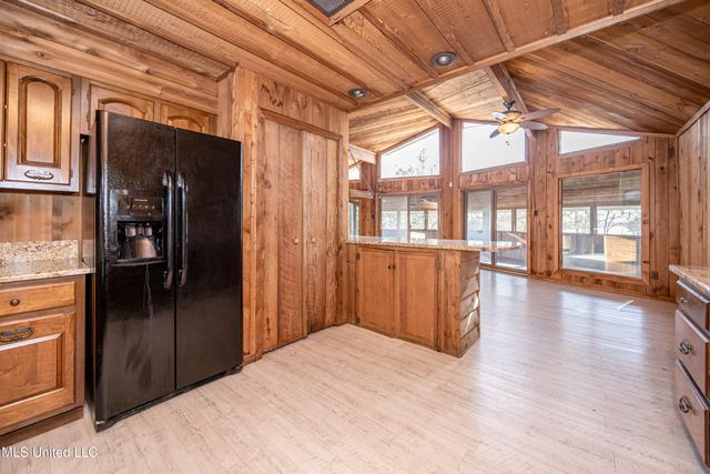 7417 Bluff Point Road, Gautier, MS 39553