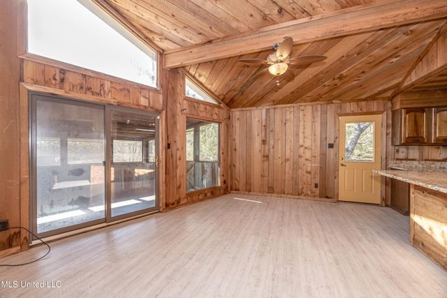 7417 Bluff Point Road, Gautier, MS 39553