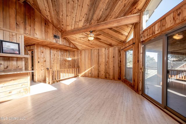 7417 Bluff Point Road, Gautier, MS 39553