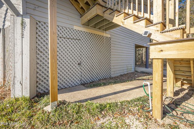 7417 Bluff Point Road, Gautier, MS 39553