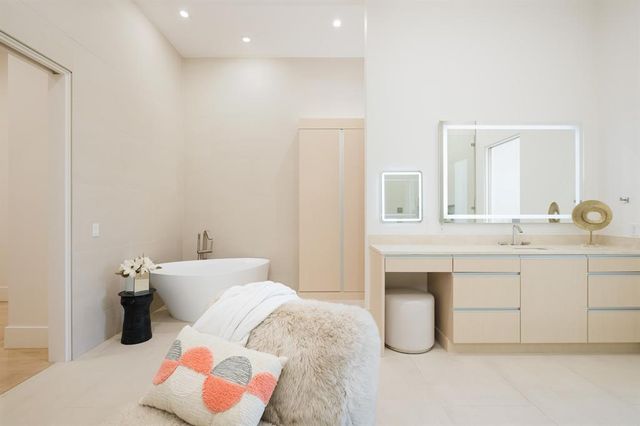 5820 Promenade Square, Oklahoma City, OK 73142